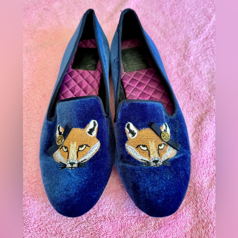 Tory Burch blue velvet fox loafer size 8